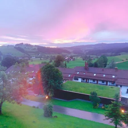 Apartamento Berg-juwel Hallenbad Mit Sauna